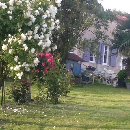 Pillac Maison De Campagne A La Ferme מראה חיצוני תמונה